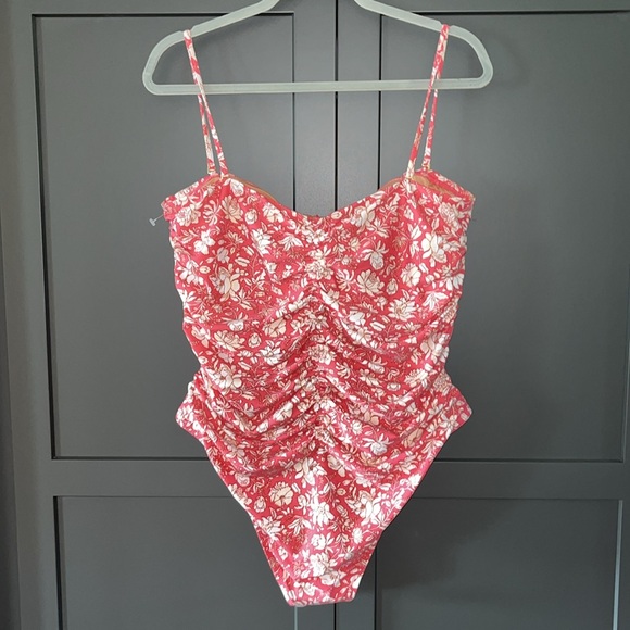 J.Crew Ruched sweetheart one-piece Swimsuit in tossed floral - Picture 5 of 6